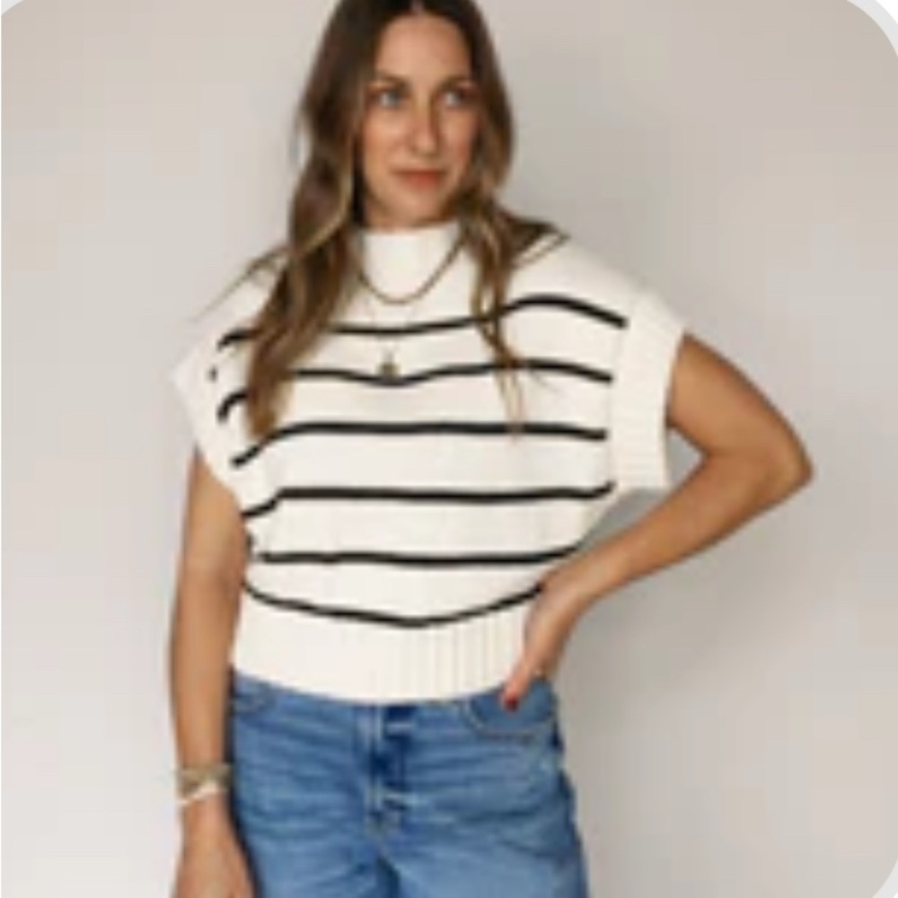 Striped Sleeveless Sweater Top